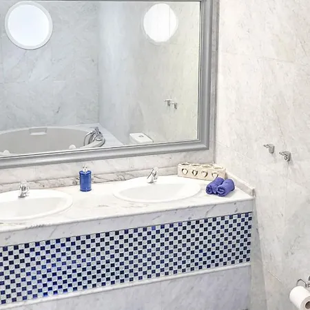 Apartmán The Palms Poolview Balcony *