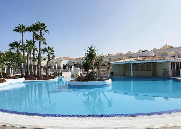 The Palms Poolview Balcony *