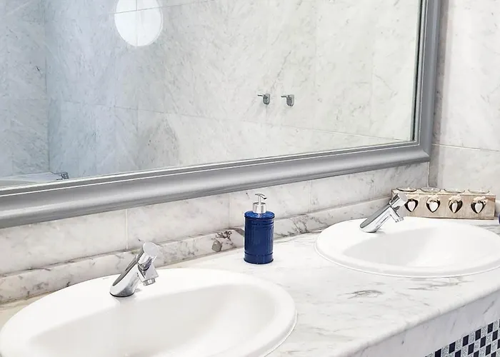 The Palms Poolview Balcony * 산미겔데아보나